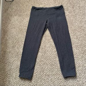 Lululemon Dhanurasana Crop II